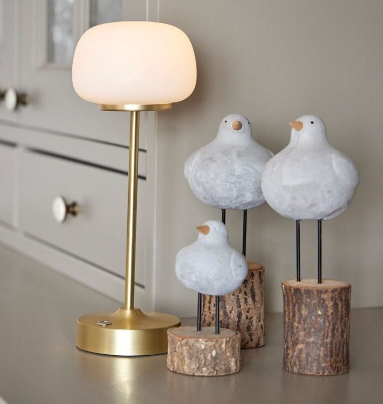 Nellie bordlampe oppladbar